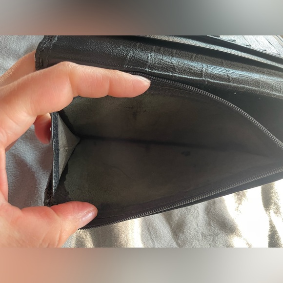 Chanel bifold wallet - Picture 10 of 13